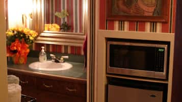 Premium bedding, pillow-top beds, iron/ironing board, free WiFi