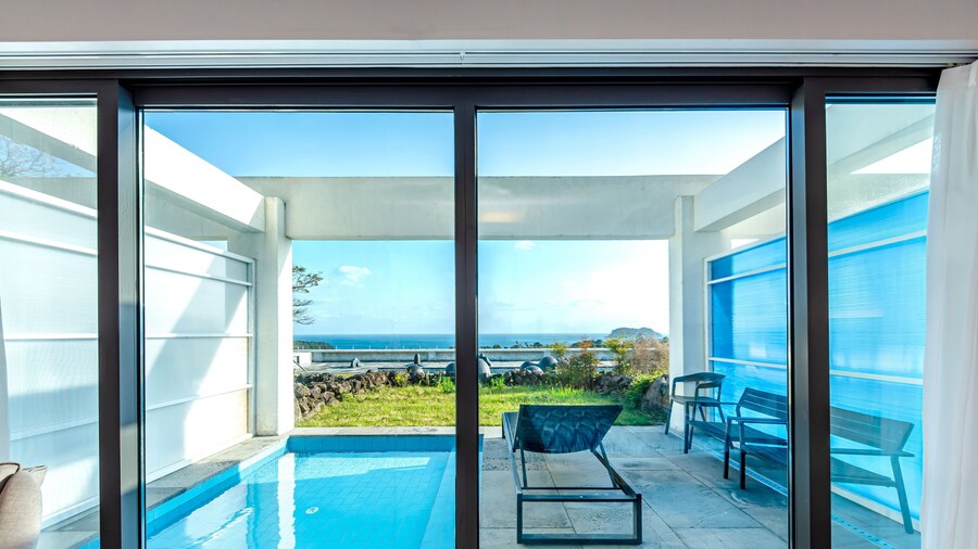 济州Bom住宿及艺术画廊