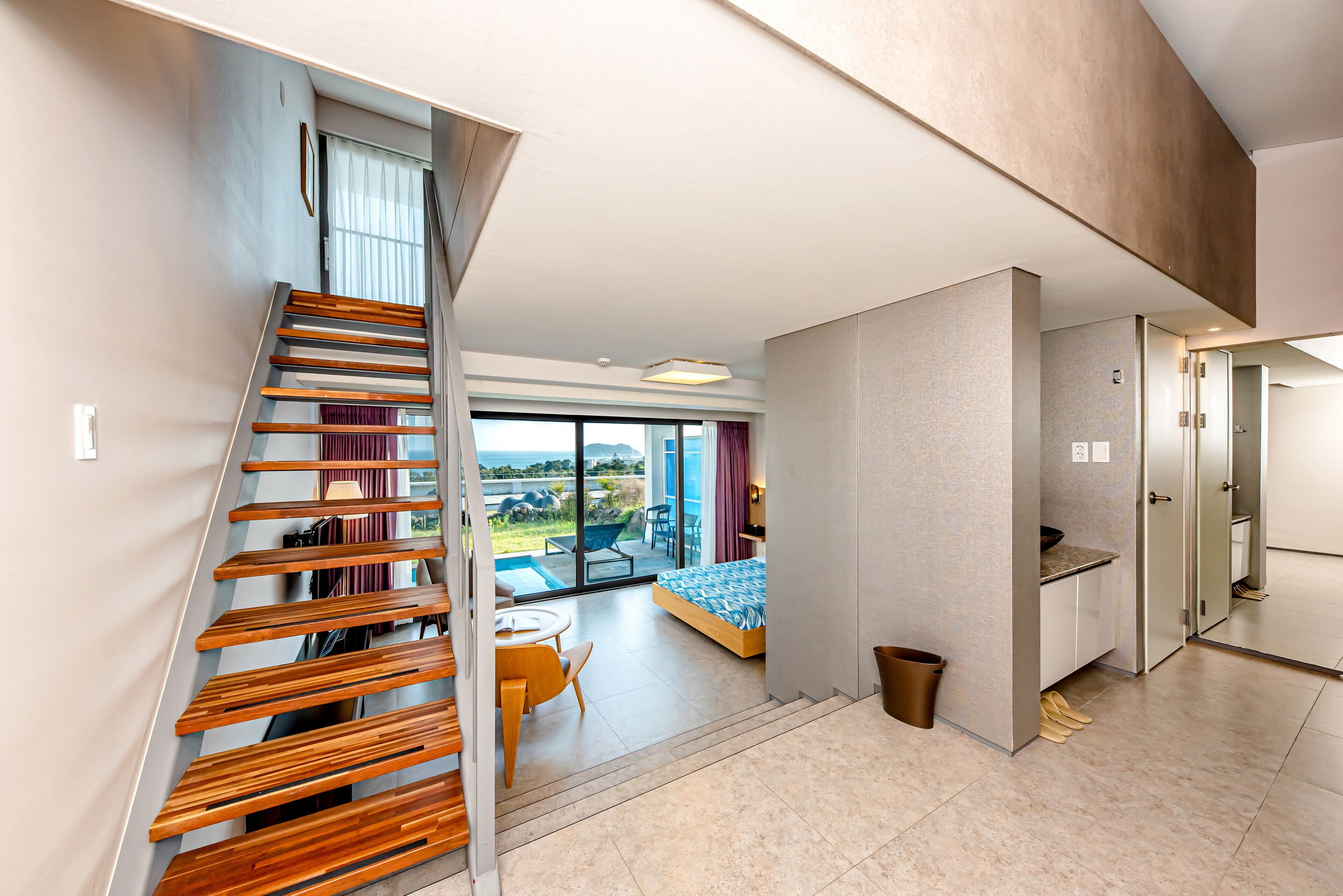 duplex,kid's private pool(art museum ticket)-pool surcharge 20,000 krw applies except 1jul - 5sep | premium bedding, blackout curtains, soundproofing, free wifi