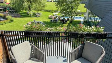 Deluxe Double Room | Terrace/patio