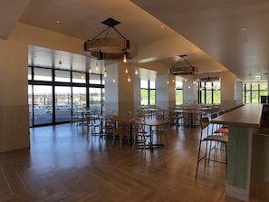 Breakfast, lunch and dinner served - Hotel Sunset Hill (Onna)