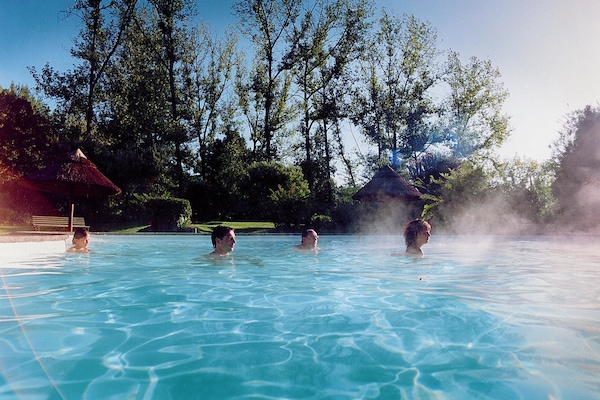 2 outdoor pools, a heated pool