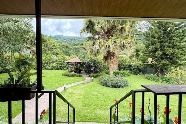 Room, Garden View | Terrace/patio
