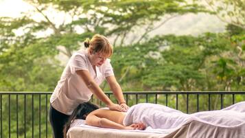 Behandelingskamers voor koppels, hotstone-massages