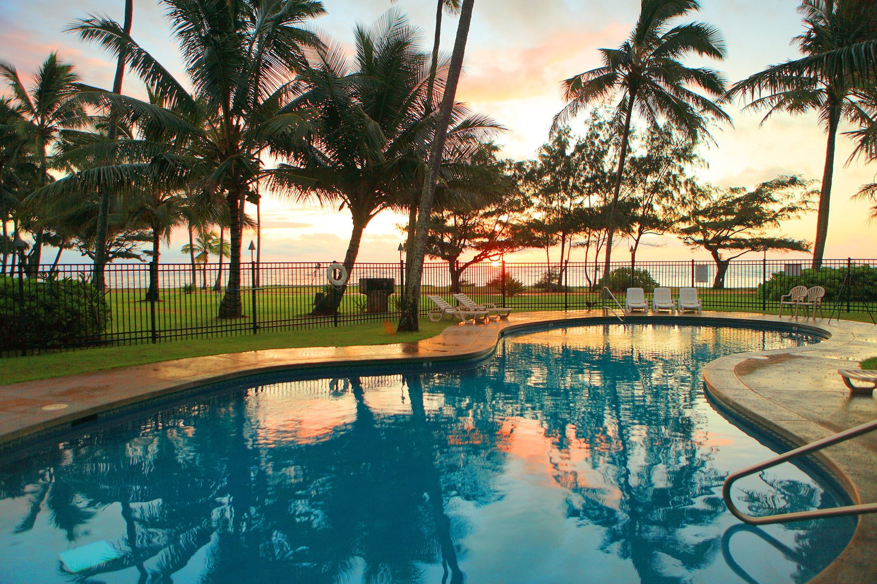 Hồ bơi ngoài trời, mở cửa từ 9:00 đến 20:00, dù/ô trên bãi biển/hồ bơi 