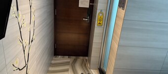 Kong Hing Guest House