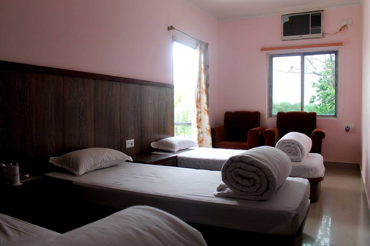 Egyptian cotton sheets, memory foam beds, individually decorated