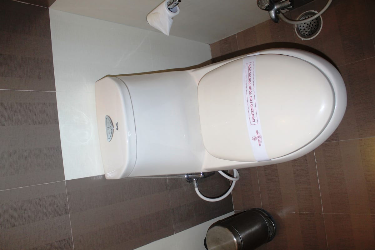 Derin küvet, saç kurutma makinesi, terlik