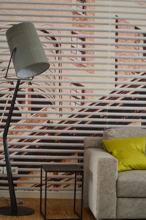 Apartamento, 1 quarto, cozinha | Área de estar | TV de tela plana