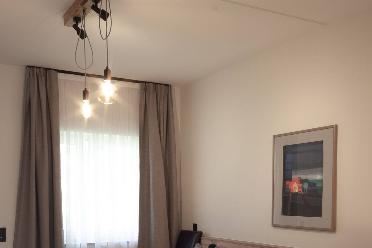 Superior Double Room (1 room / 2 persons / 1 double) | 羽绒被、客房内保险箱、笔记本电脑工作区、免费 WiFi