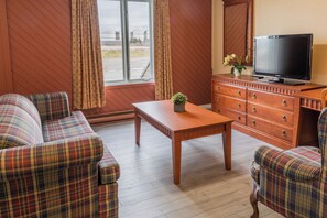 Down duvets, laptop workspace, free WiFi - Hôtel Motel La Vigie (Matane)