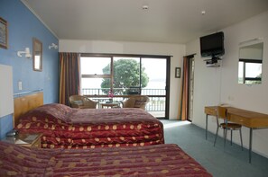 熨斗/熨衣板、免费 WiFi、床单