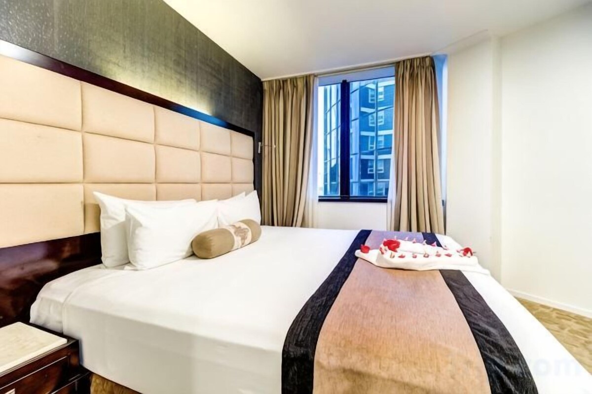 Premium bedding, pillowtop beds, in-room safe, blackout drapes