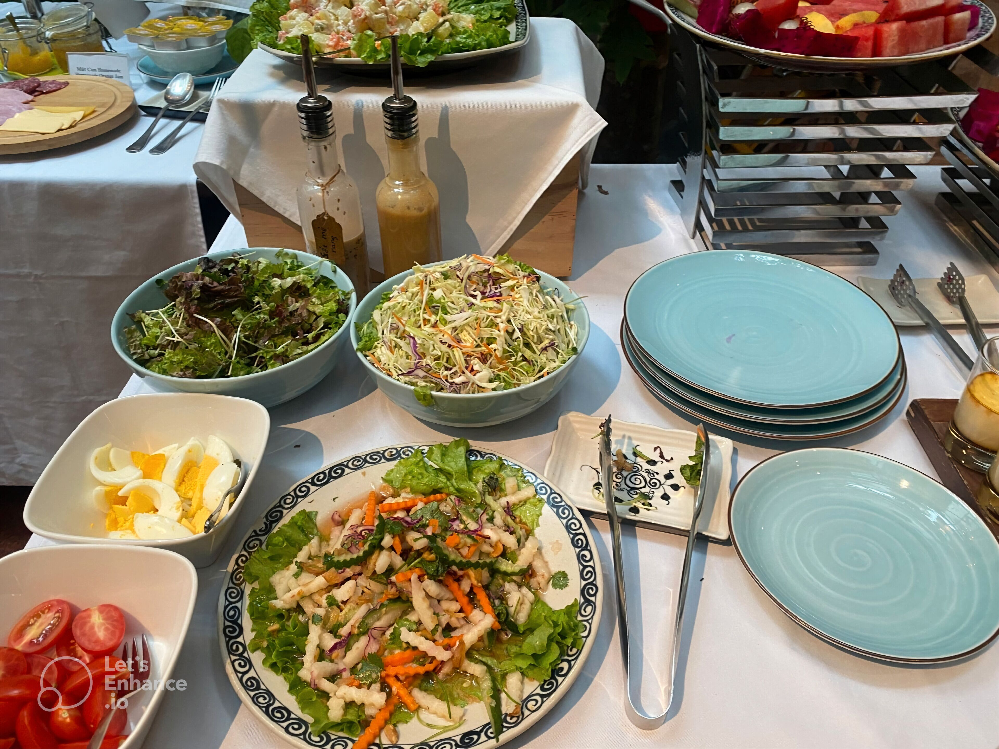 daily buffet breakfast (vnd 300000 per person)