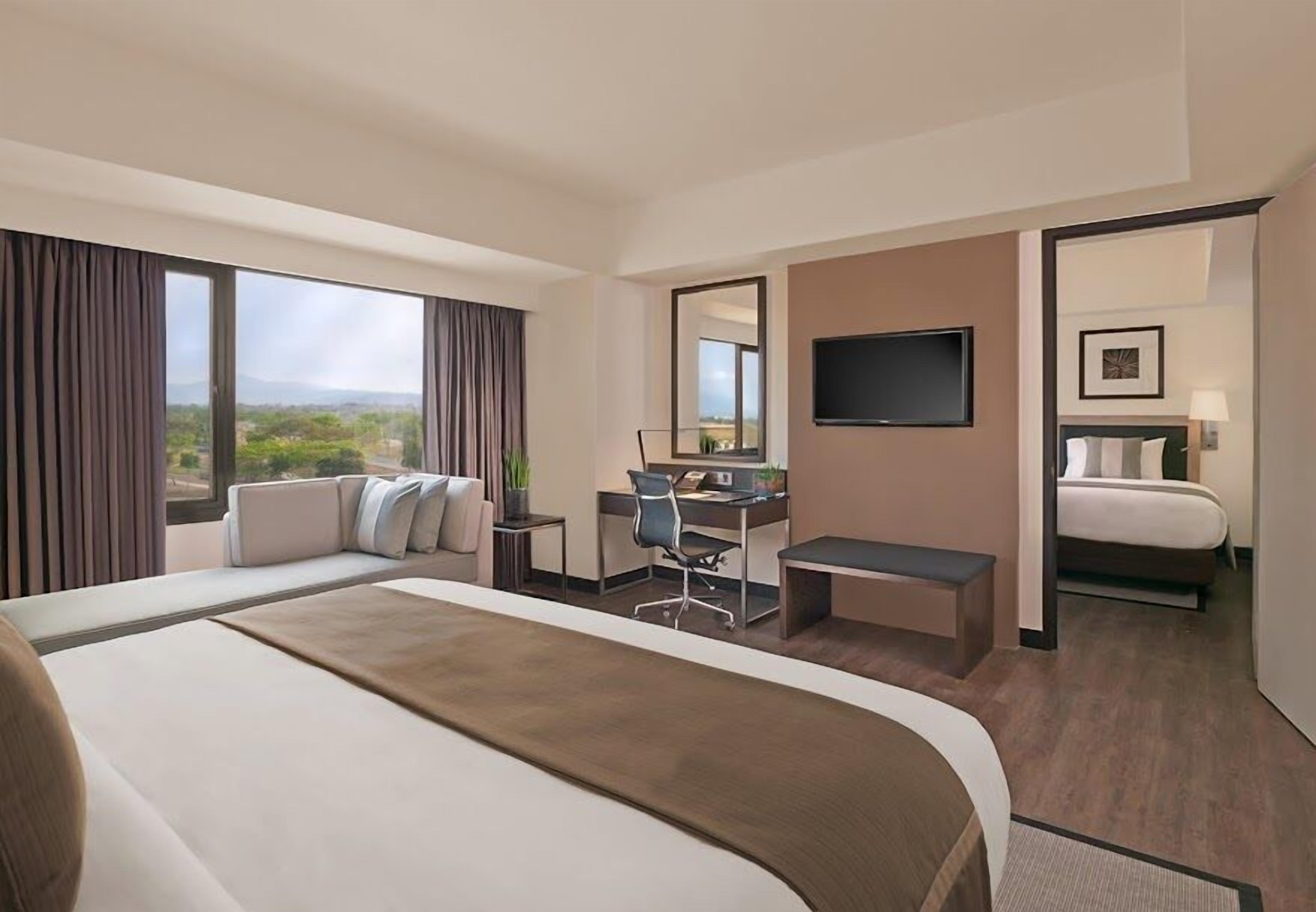 スタンダード ルーム | ミニバー、セーフティボックス (室内)、デスク、遮光カーテン