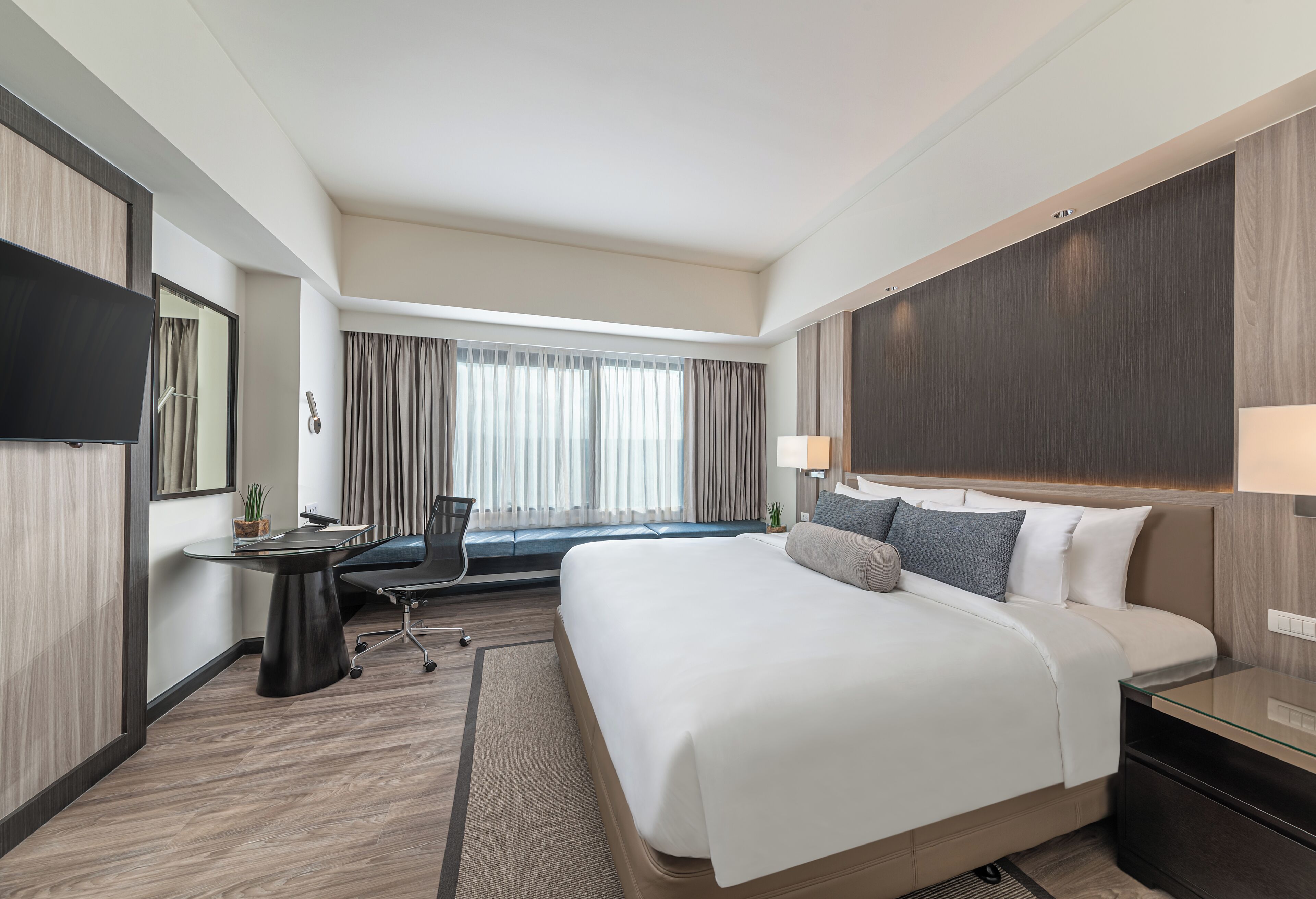 スタンダード ルーム | ミニバー、セーフティボックス (室内)、デスク、遮光カーテン