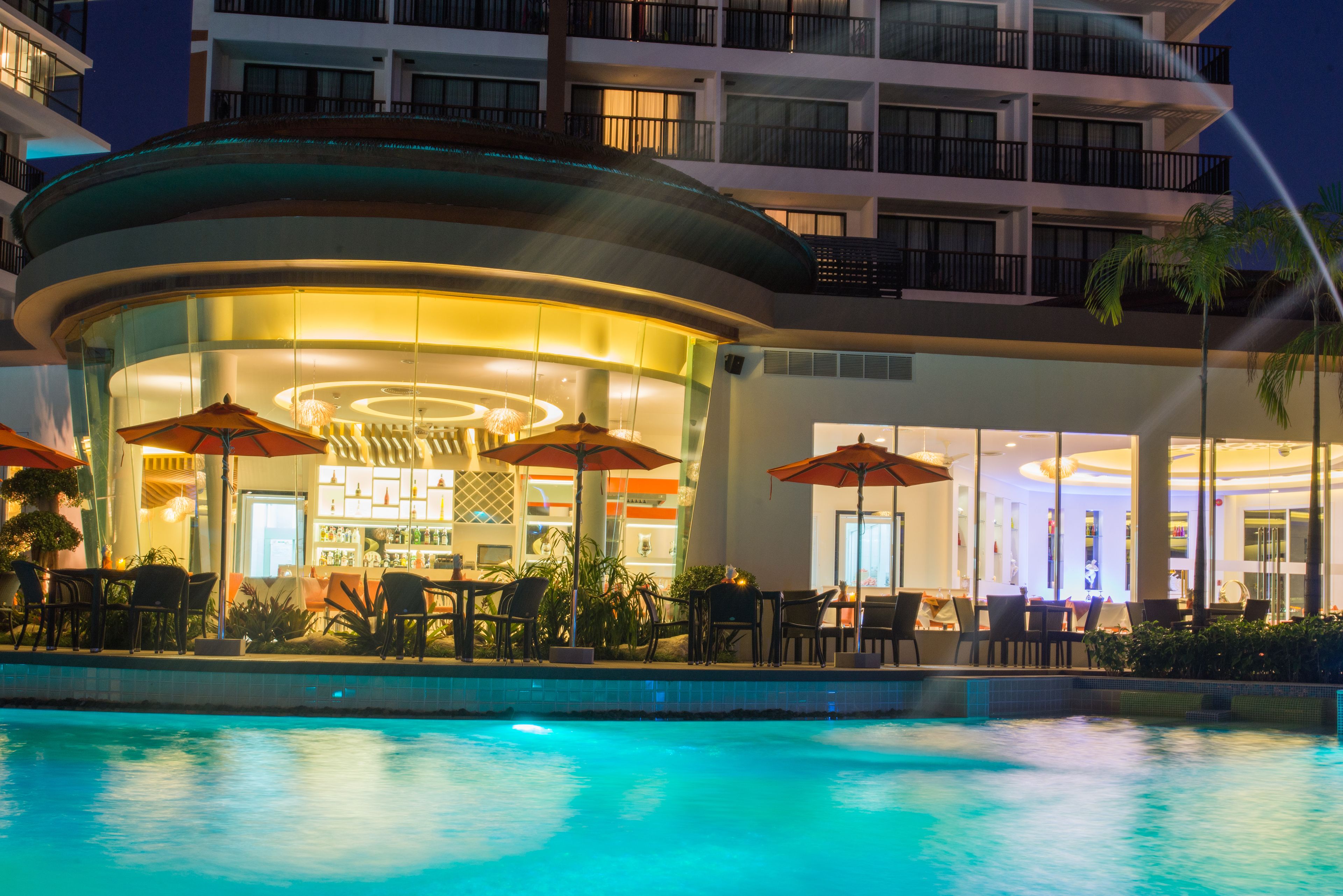 2 outdoor pools, pool umbrellas, pool loungers