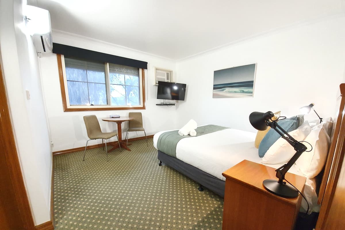 Soundproofing, iron/ironing board, free WiFi, bed sheets