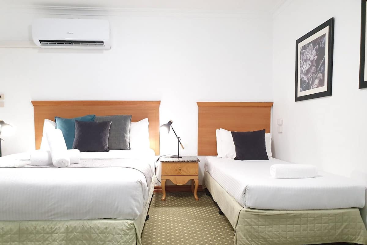 Soundproofing, iron/ironing board, free WiFi, bed sheets