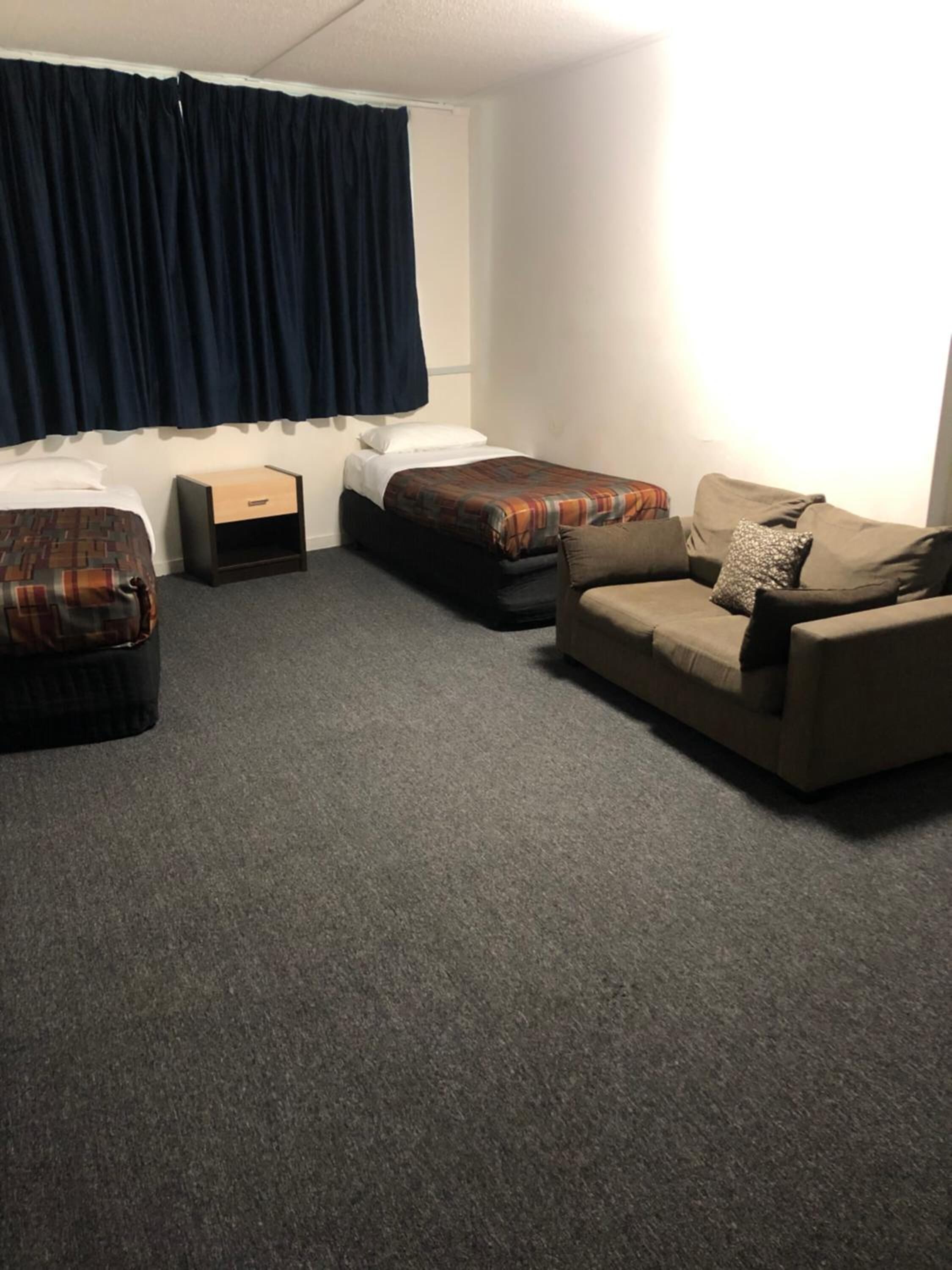 Photo - Parkside Inn Motel