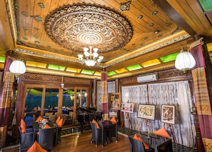 Daily buffet breakfast for a fee - Phusanfah Resort (Mae Taeng)
