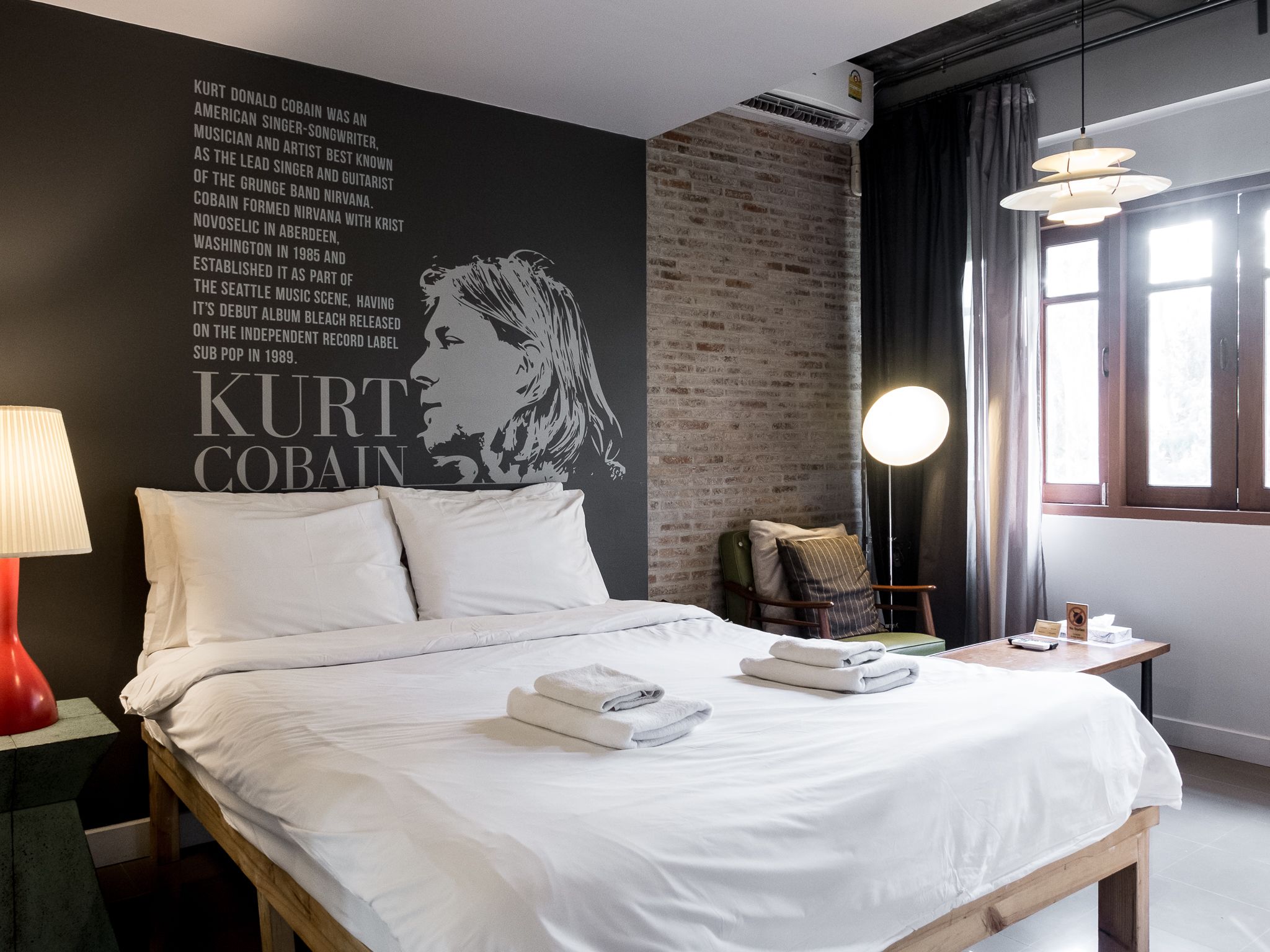 standard room | in-room safe, individually furnished, desk, free wifi