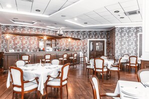 Breakfast (UAH 225 per person) - Black Sea Hotel (Kyiv)