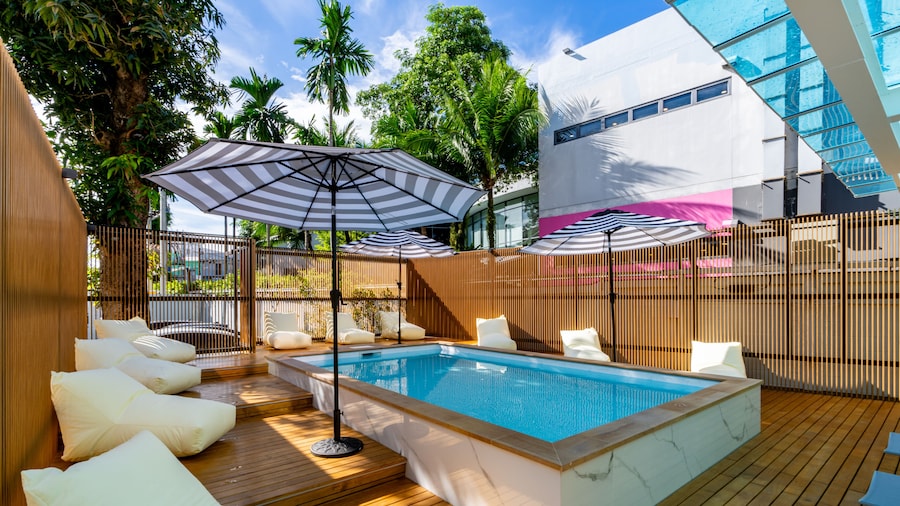 The Tint at Phuket town
