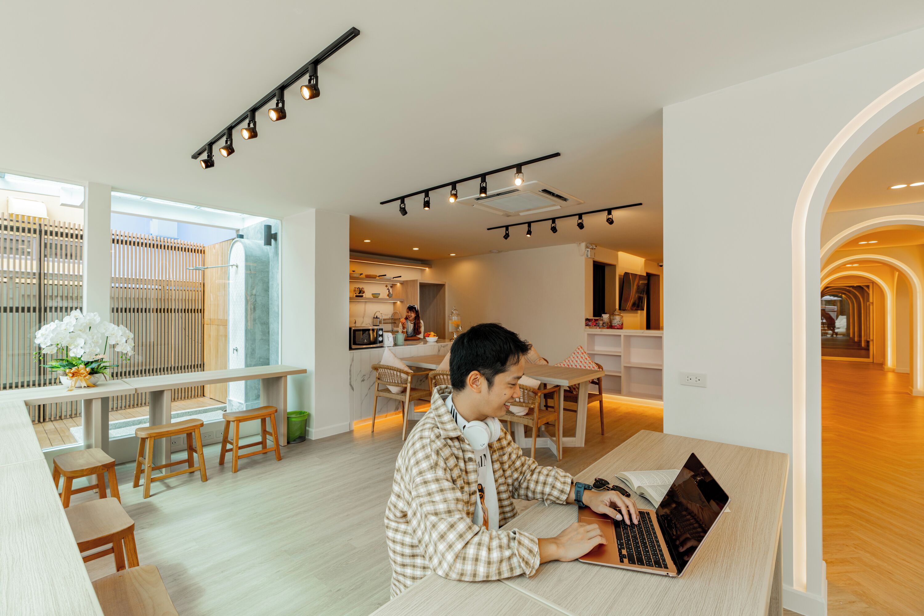 Foto - The Tint At Phuket Town - SHA Plus