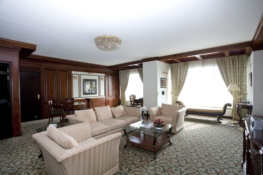 Hotel Sarina Dhaka photo 8