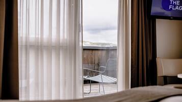 Executive Single Room | Terrace/patio