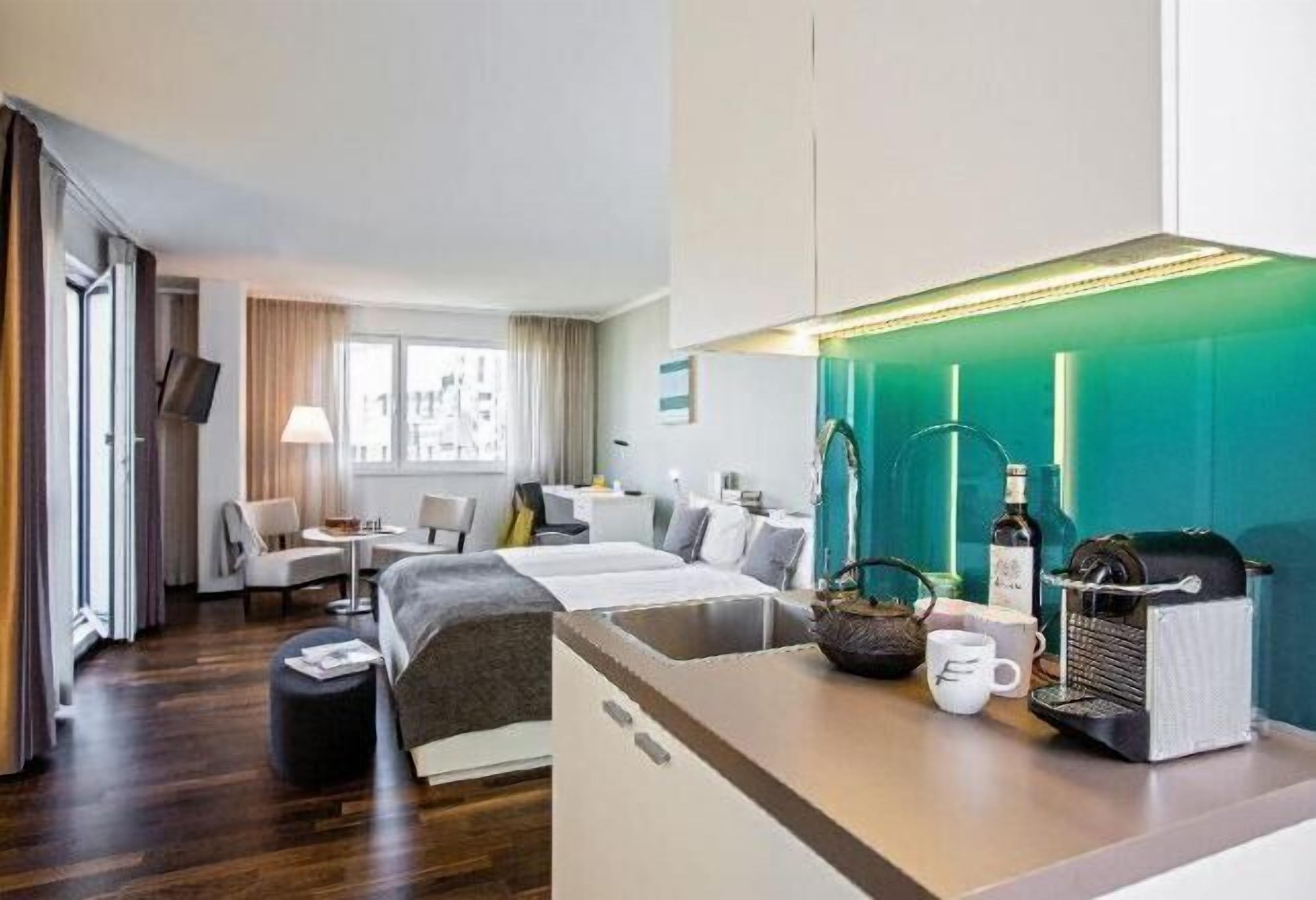 防敏寢具、房內夾萬、獨特設計、獨特裝修