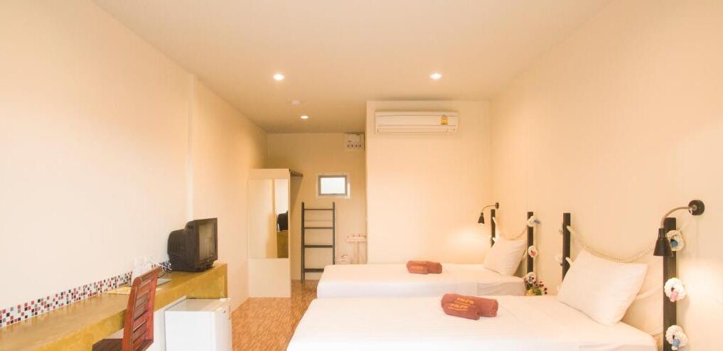 in-room safe, rollaway beds, free wifi