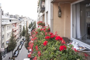 Balcony - The Queen Luxury Apartments - Villa Carlotta (Luxembourg City)