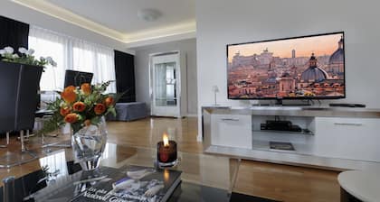 The Queen Luxury Apartments - Villa Carlotta