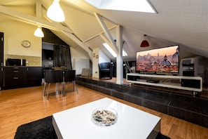 Apartment, 1 Bedroom | City view