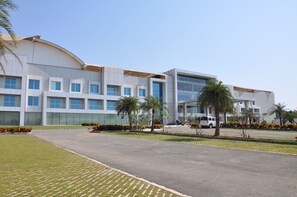 Terrace/patio - The Deltin Hotel (Daman)