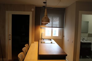 Appartement Design, accessible aux personnes à mobilité réduite, salle de bains attenante | Cuisine privée