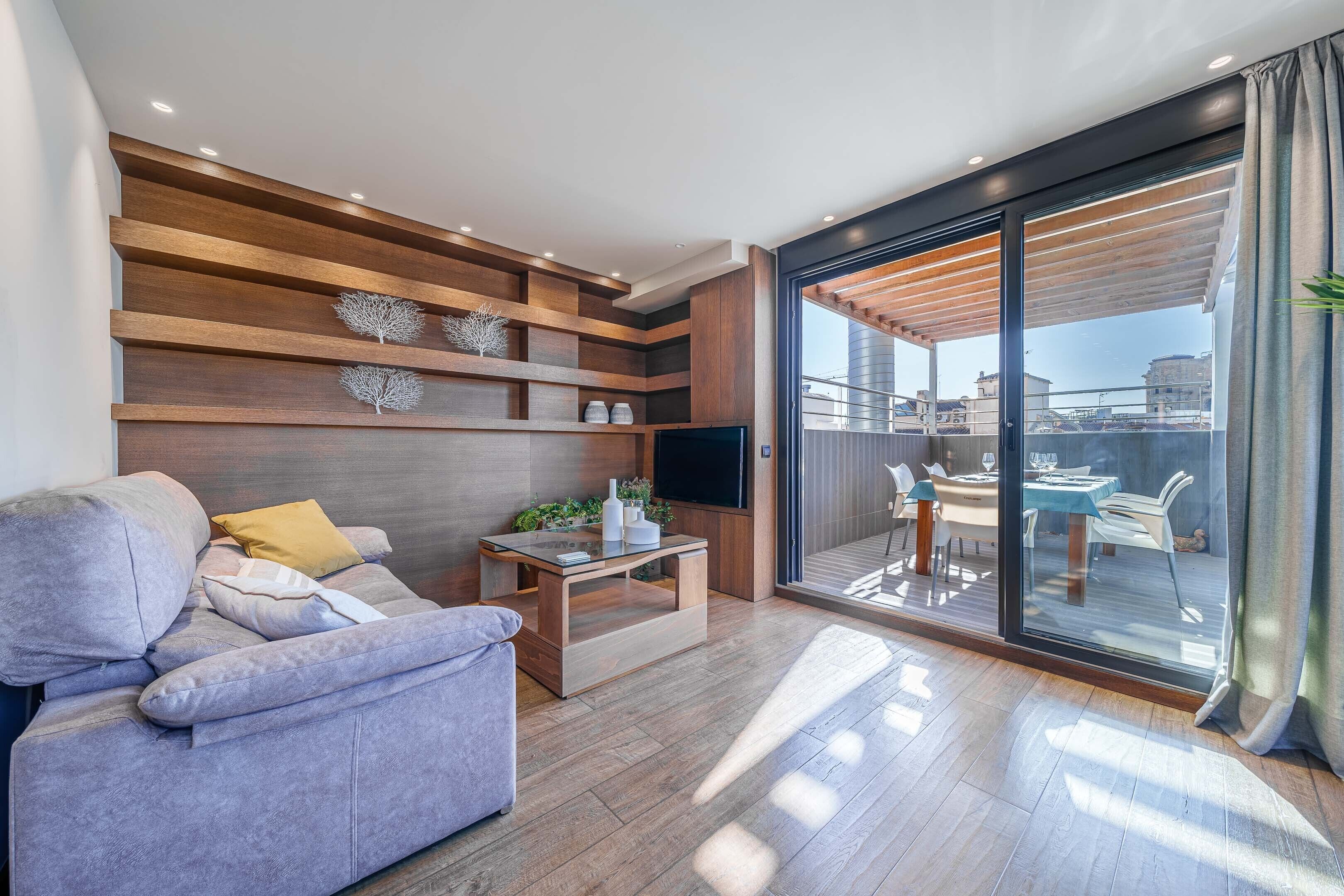 Penthouse exclusivo, baño en la habitación, vista a la ciudad (Ático) | Interior