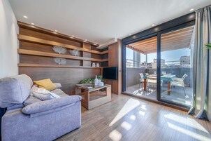 Exclusive Penthouse, Ensuite, City View (Ático) | Interior