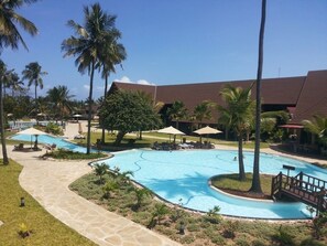 View from room - Amani Tiwi Beach Resort (Tiwi)