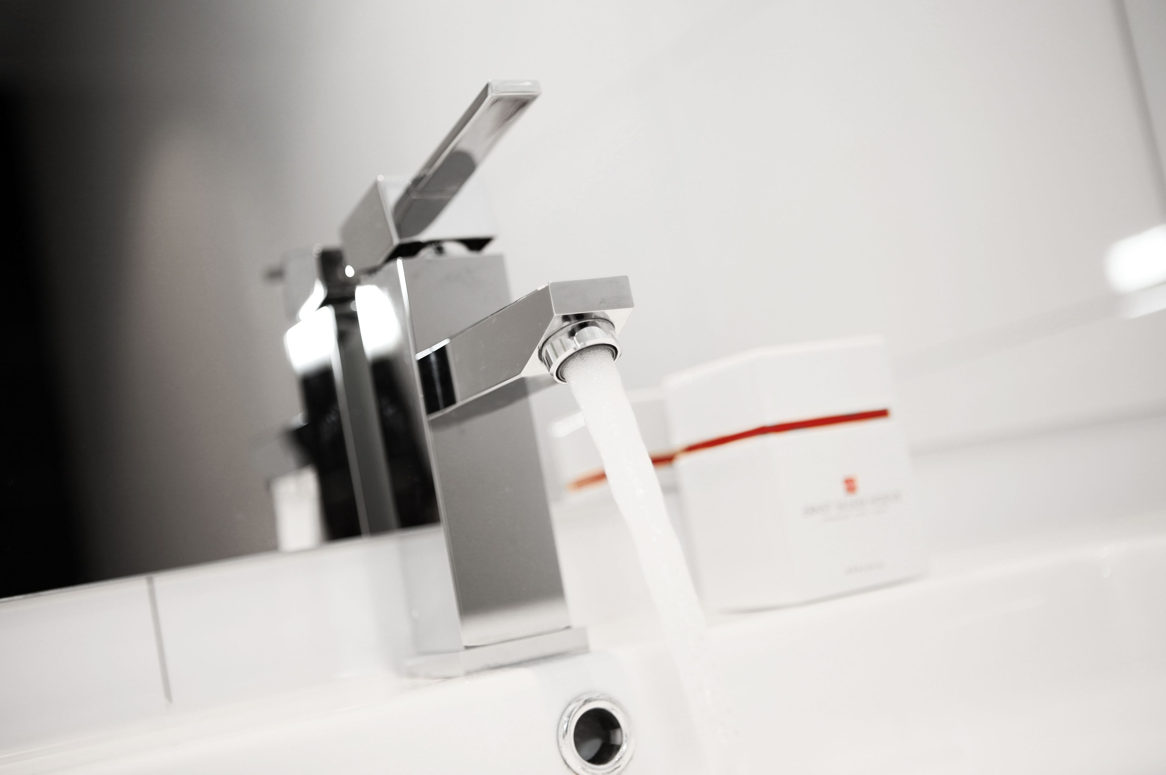 comfort room, 2 single beds | bathroom | shower, free toiletries, hair dryer, towels