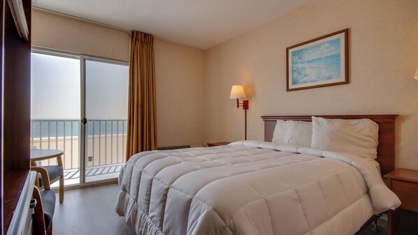 Ocean Front  1 Queen Bed | Desk, blackout curtains, iron/ironing board, free WiFi - Ocean 1 Hotel and Suites (Ocean City)