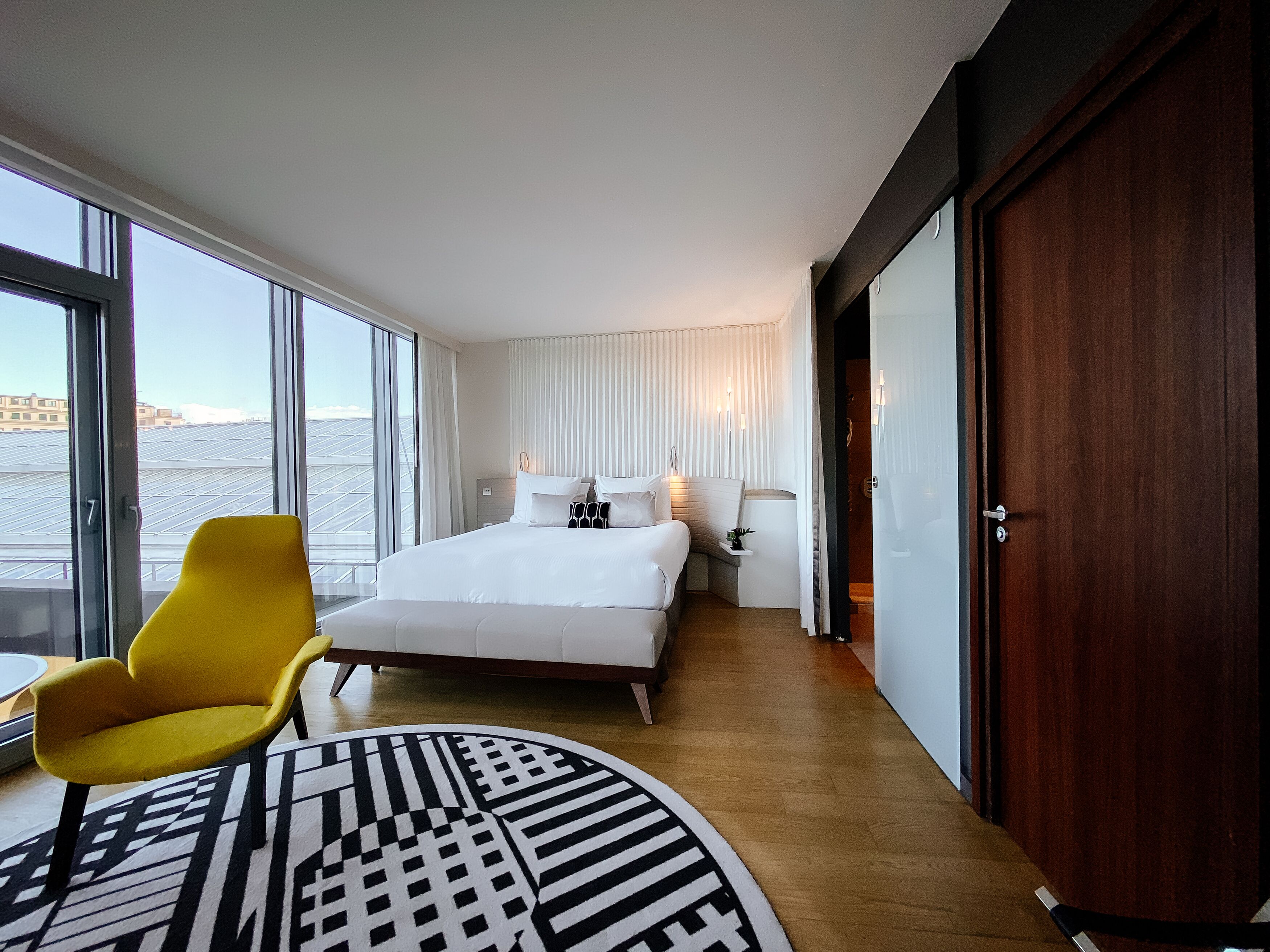 executive room, 1 king bed | view from room