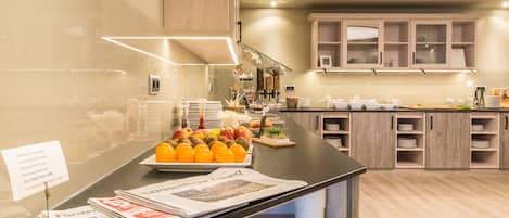 Ilmainen päivittäinen buffetaamiainen