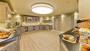 Bao gồm bữa sáng buffet hàng ngày