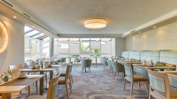 Ilmainen päivittäinen buffetaamiainen