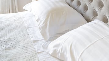 Minibar, in-room safe, free WiFi, bed sheets
