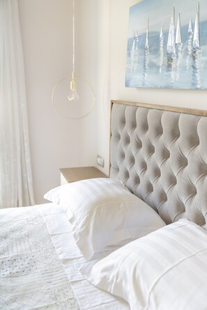 Minibar, in-room safe, free WiFi, bed sheets - Hotel Agia Markella (Chios)