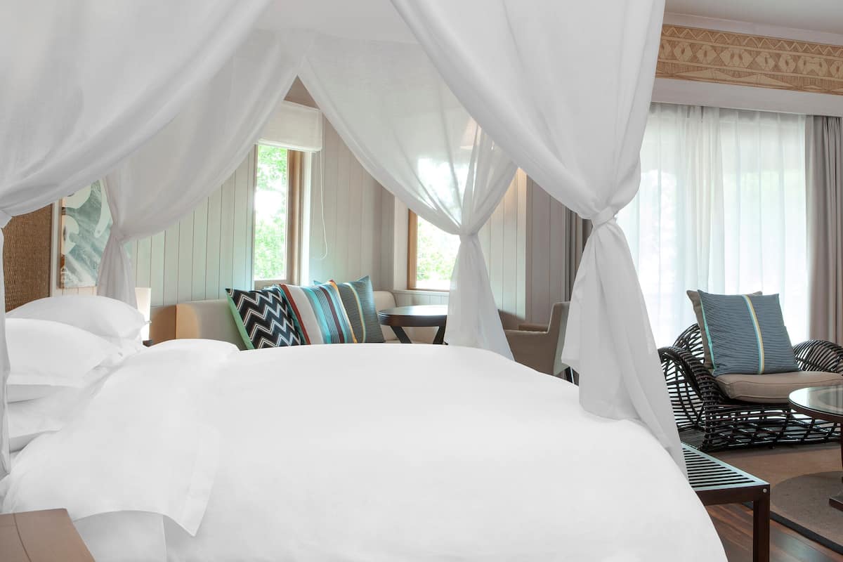 1 bedroom, premium bedding, minibar, in-room safe